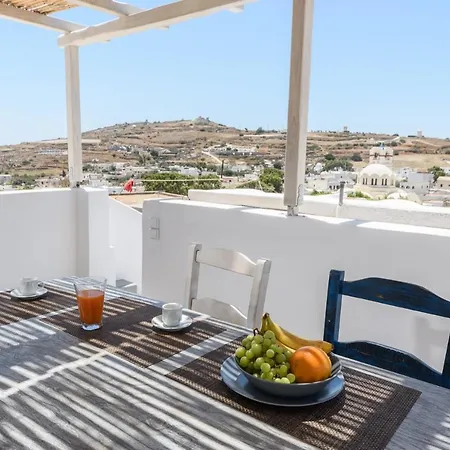 Apartment The Luna With Jacuzzi Emporio (Santorini)