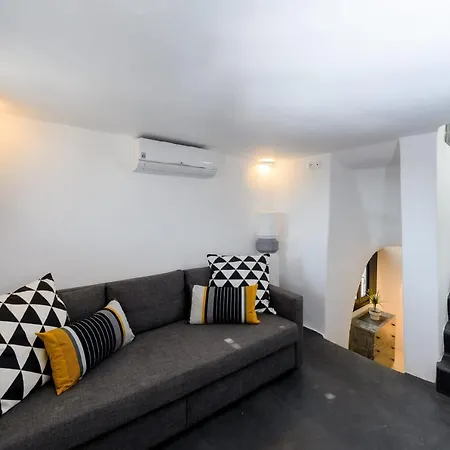 The Luna With Jacuzzi * Emporio (Santorini)