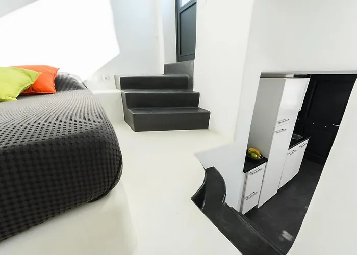 The Luna With Jacuzzi * Εμπορειό