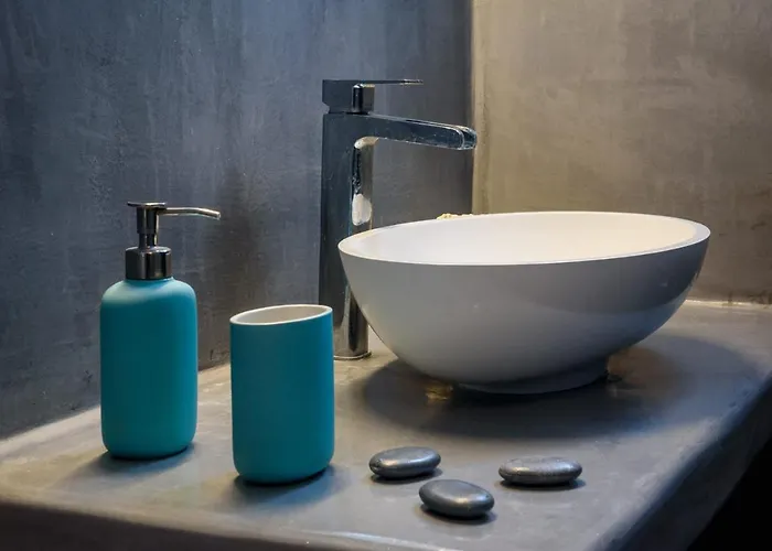 The Luna With Jacuzzi Апартаменты